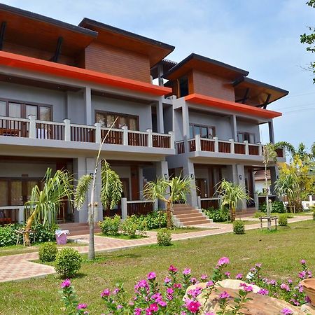 קו לנטה Lanta Intanin Resort - Sha Extra Plus מראה חיצוני תמונה