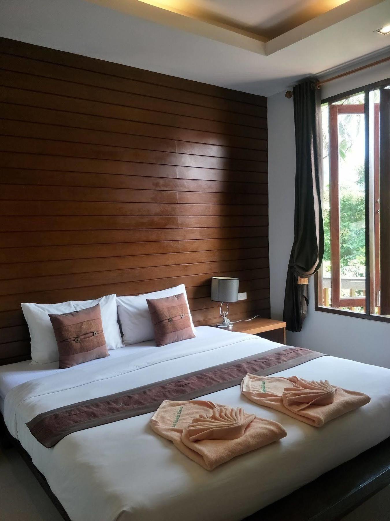 קו לנטה Lanta Intanin Resort - Sha Extra Plus מראה חיצוני תמונה
