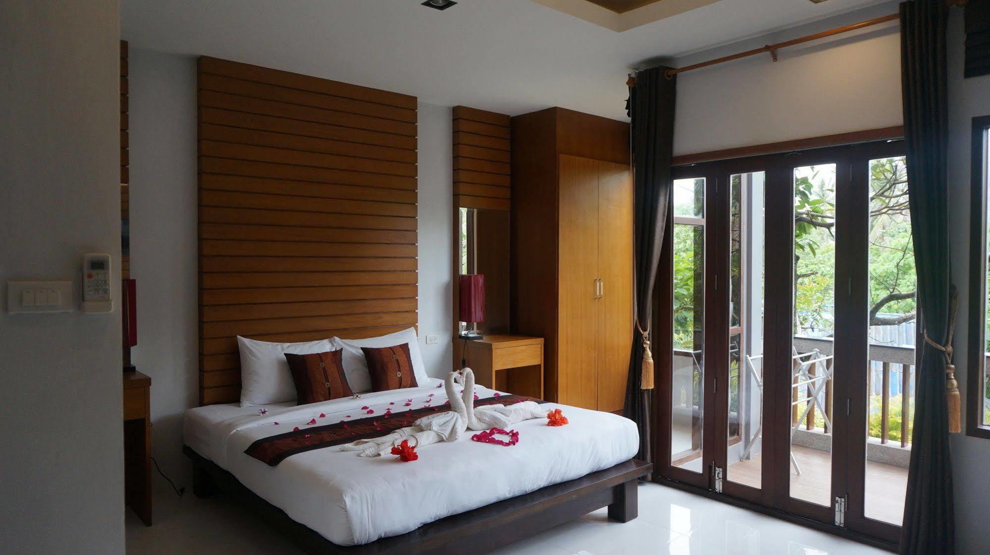 קו לנטה Lanta Intanin Resort - Sha Extra Plus מראה חיצוני תמונה
